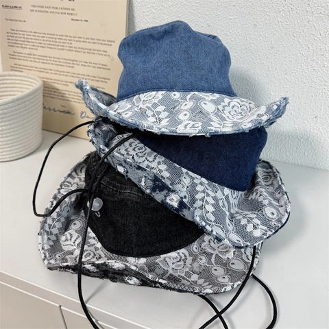 Korean Style Sweet Lace Floral Trim Acrylic Bucket Hat Wide Brim Sun Protection Fisherman Hat For Women Vintage Headwear