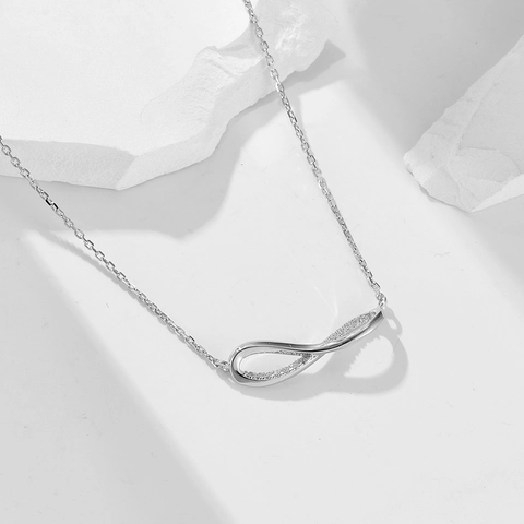 925 Sterling Silver Mobius Ring Pendant Necklace Infinity Symbol Design Inlaid Rhinestone Clavicle Chain For Women Jewelry