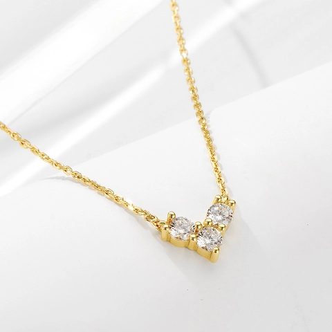 Collana con Pendente a Cuore in Argento Sterling 925 Minimalista con Strass Incastonati Forma a V Placcata Oro Argento Gioielli da Donna
