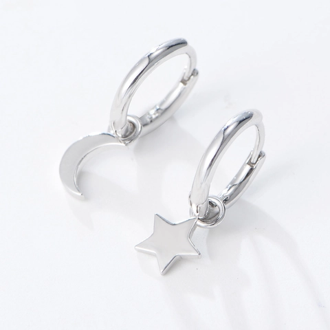 Pendientes de Aro Asimétricos de Plata de Ley 925 con Estrella y Luna para Mujer Pendientes Colgantes Bañados en Oro Joyería