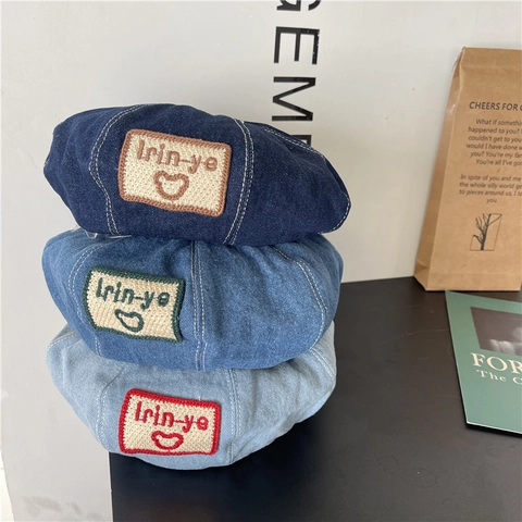 Vintage Retro Acrylic Denim Style Beret Hat For Women Kids Embroidered Patch Painter Cap Washed Newsboy Hat Daily Accessory