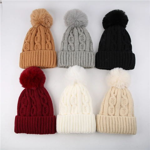 Women Winter Beanie Hat And Scarf Set Cable Knit Fleece Lined Thick Warm Hat With Faux Fur Pom Pom For Outdoor Cold Weather