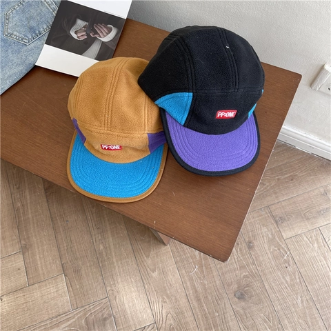 Retro Five Panel Berretto da Baseball in Pile Acrilico per Uomo Donna Patchwork a Contrasto Caldo Inverno Tesa Piatta Cappello da Camper Outdoor Streetwear
