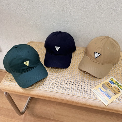 Amerikaanse Stijl Driehoeksetiket Baseballpet Acryl Zonnescherm Gebogen Rand Verstelbare Hoed Voor Dames Heren Casual Buitenshuis