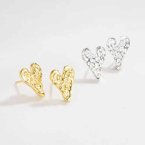 Pendientes de Botón Corazón de Plata de Ley 925 Irregulares Para Mujer Textura de Papel de Aluminio Arrugado Diseño Artístico