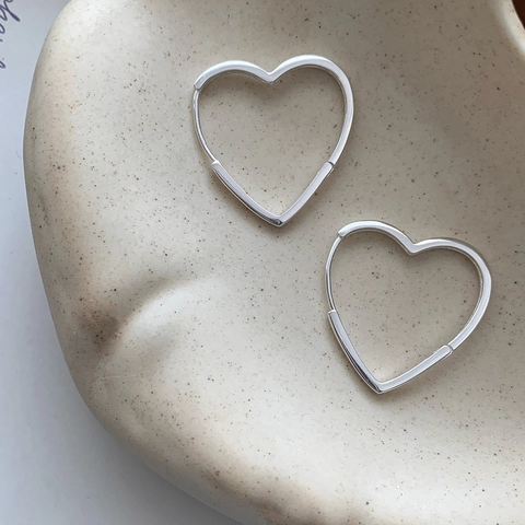 Eleganti Orecchini a Cerchio a Forma di Cuore in Argento Sterling 925 Stile Francese Minimalista Orecchini a Lobo per Donna