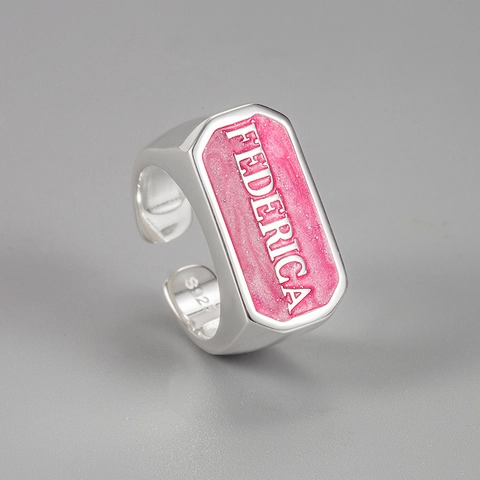 925 Sterlingsilber Personalisierter Federica Namensring Rosa Emaille Quadratischer Offener Verstellbarer Koreanischer INS-Stil Mode Schmuck Ring