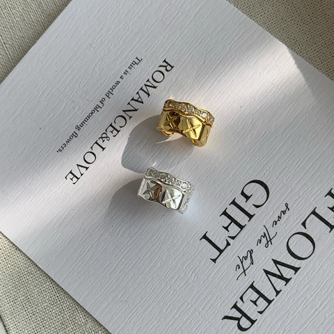Lussuoso Orecchino a Polsino in Argento Sterling 925 per Donna Motivo a Losanghe Incrociate con Strass Senza Buco Orecchini a Clip Oro Argento Gioielli