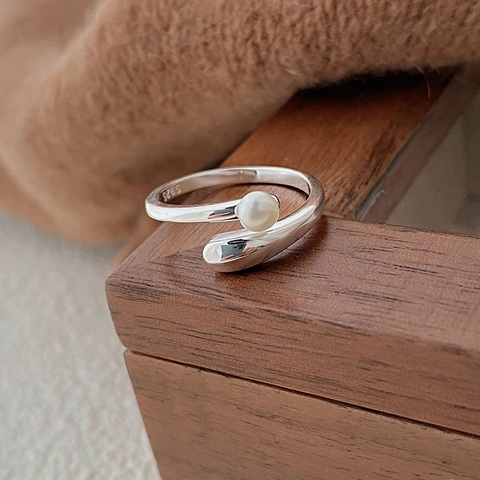 S925 Sterlingsilber Süßwasserperle Offener Ring Minimalistisch Geometrisches Kreuz Design Verstellbarer Ring Damen Schmuck