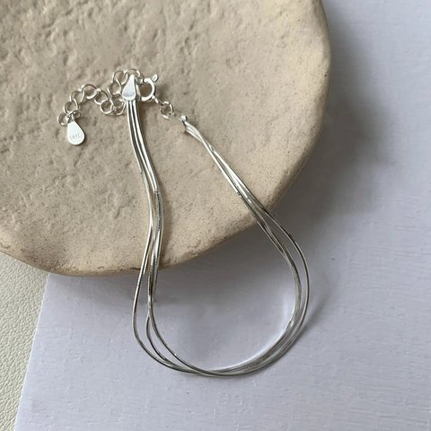 Pulsera Minimalista de Plata de Ley S925 de Triple Capa Cadena de Hueso de Serpiente Pulsera Geométrica Ajustable de Varios Hilos Joyería Regalo Mujer