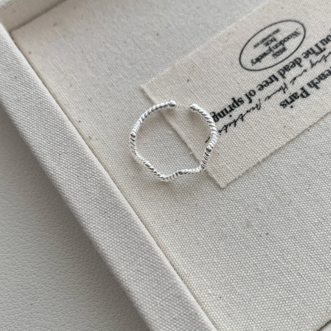 Minimalistischer Ring Aus 925 Sterling Silber Gedrehte Wellentextur Verstellbarer Offener Fingerschmuck Für Damen Retro