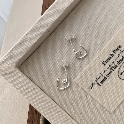 925 Sterling Silver Heart Stud Earrings For Women Tiny Minimalist Geometric Wire Spiral Earrings 18K Gold Plated Jewelry