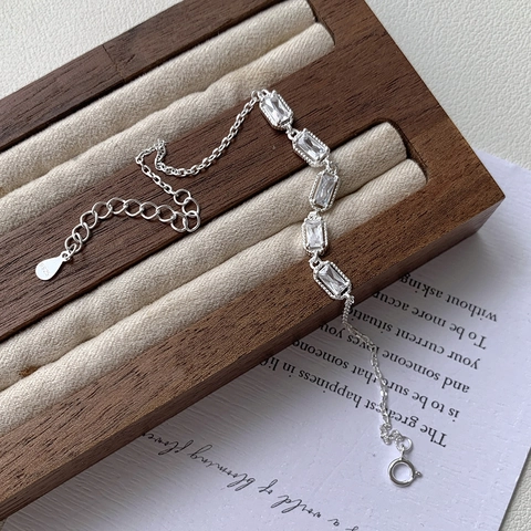 Bracciale in Argento Sterling 925 per Donna Elegante Strass con Taglio Baguette Intarsiato Catena Regolabile Gioielli Minimalisti
