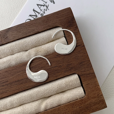 925 Sterling Zilveren Geometrische Gebogen Oorhaken Frans Minimalistisch Effen Zilver 18K Verguld Waterdruppelvormige Oorbellen Vrouwen Sieraden