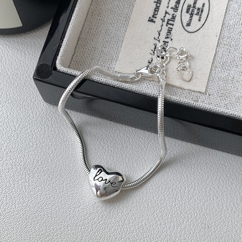 Pulsera de Cadena de Serpiente de Plata de Ley S925 con Colgante de Corazón Love para Mujer Minimalista Elegante Ajustable