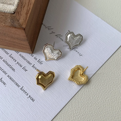 925 Sterlingsilber Herz Ohrstecker Für Damen Geometrische Gebürstete Textur Herzform Minimalistischer Retro Ohrschmuck