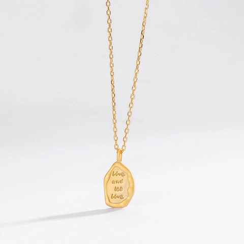 Collana in Argento Sterling S925 per Donna Pendente Opaco Irregolare con Lettera Incisa Catena per Clavicola Gioielli Vintage di Design