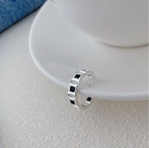 Minimalistisch S925 Sterlingsilber Schwarzer Zirkonia Geometrisch Quadrat Offen Ring Für Damen Verstellbar Mode Fingerring Schmuck Geschenk