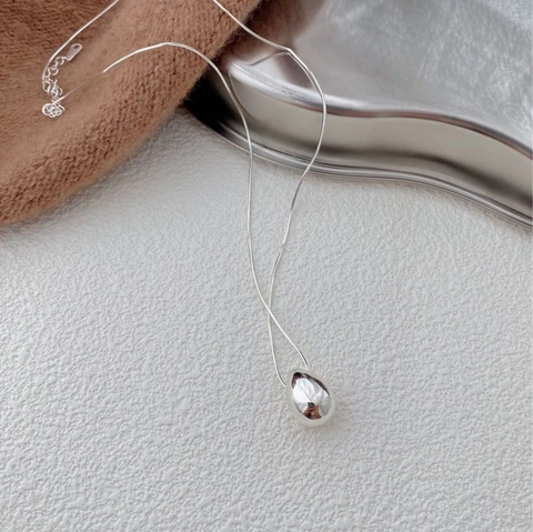 Collar con Colgante de Gota en Plata de Ley 925 Minimalista Superficie Pulida Cadena de Clavícula Joyería Regalo para Mujeres