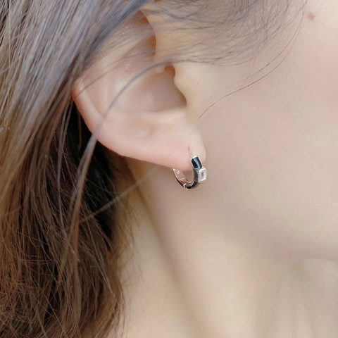 Pendientes de Aro Huggie de Plata de Ley 925 Minimalistas para Mujer Esmalte Blanco Negro Diamante Imitación Joyería
