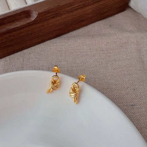 S925 Sterling Zilver Dubbellaagse Knoop Oorknopjes Voor Vrouwen Minimalistisch Gepersonaliseerd Handgemaakt Draadontwerp Mode Sieraden