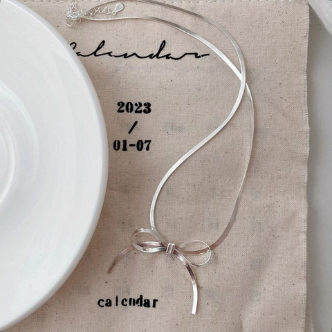 Collana con Fiocco in Argento Sterling 925 per Donna Minimalista Pendente a Nastro Catena a Serpente Choker Elegante Gioielli di Moda