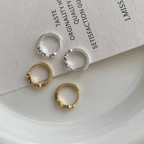 Pendientes de Aro de Plata de Ley S925 Con Textura de Hoja para Mujer Minimalistas Bañados en Oro de 18K Joyería Fina