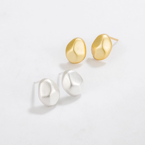 Orecchini a Bottone in Argento Sterling 925 a Forma di Ciottolo Irregolare per Donna Minimalisti Opachi Geometrici Stile Francese Gioielli