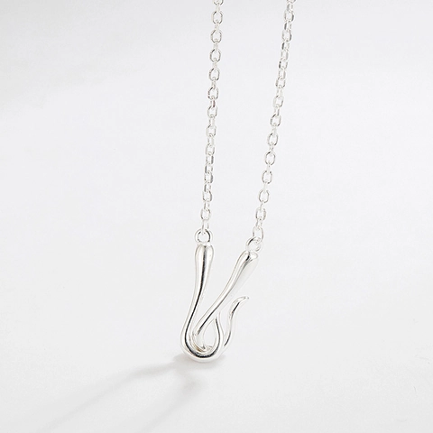 Collar con Colgante Entrelazado de Plata de Ley 925 Minimalista para Mujer Cadena de Clavícula Geométrica Bañada en Oro
