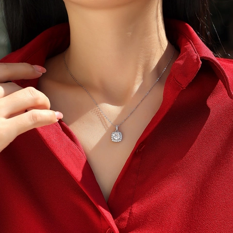 Collana con Pendente Quadrato Halo in Argento Sterling 925 Moissanite Elegante Catena da Donna per Matrimonio Festa Gioielli