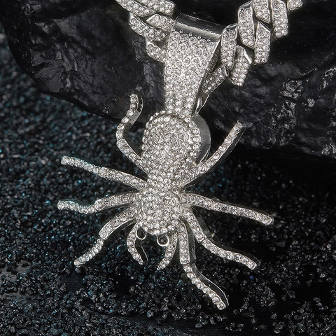 Hip Hop Iced Out Spider Pendant Necklace For Men Women Alloy Rhinestone Cuban Link Chain Animal Style Jewelry Accessory