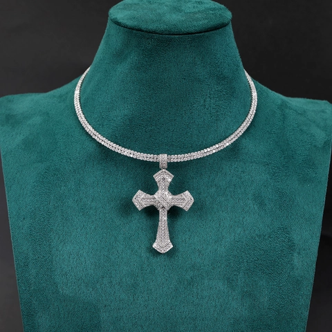 Hip Hop Alloy Cross Pendant Necklace Shimmering Rhinestone Inlaid Double Row Cuban Chain Silver Color Unisex Jewelry