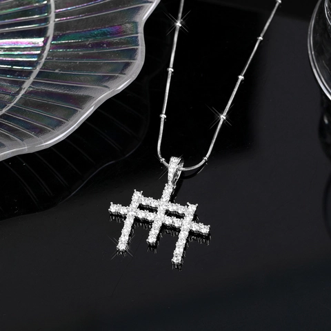 Collana con Pendente a Croce in Rame Hip Hop con Zirconia Intarsiata Catena Cubana Micro Pave Uomo Donna Gioielli Iced Out