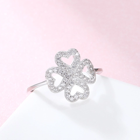 Anello Quadrifoglio a Cuore in Argento Sterling 925 per Donna Elegante Anello con Strass Intarsiato Gioielli Raffinati Regalo