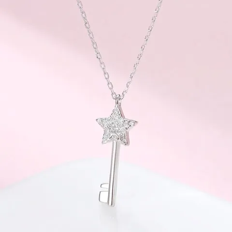 Collar con Colgante de Llave de Estrella de Plata de Ley S925 para Mujer Exquisita Cadena de Clavícula con Strass Regalo