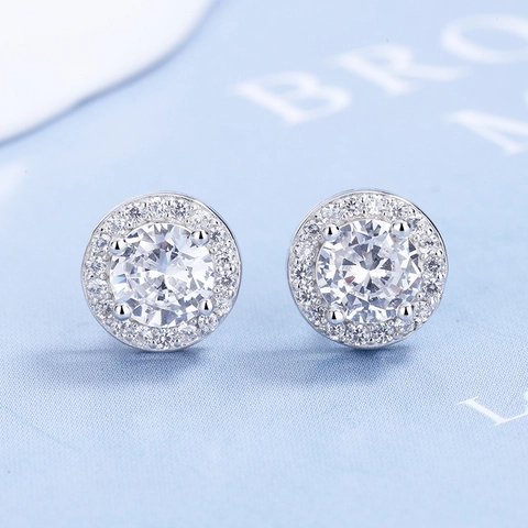 Luxury 925 Sterling Silver Round Halo Stud Earrings For Women Pave Rhinestone Geometric Ear Jewelry Elegant Dating Gift