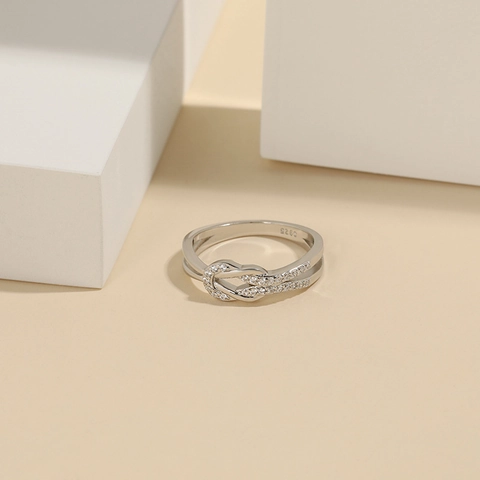 Anello a Nodo in Argento Sterling 925 per Donna con Strass Intarsiato Moda Minimalista Anello Regolabile Gioielli Leggeri Regalo