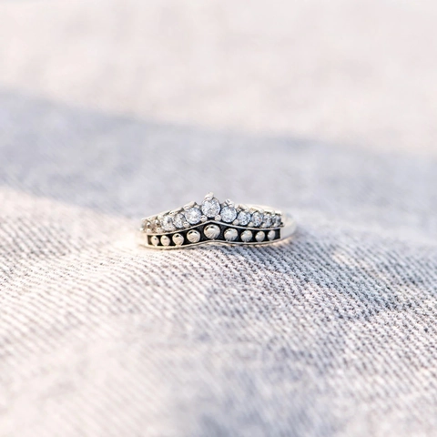 S925 Sterling Silver Crown Ring For Women Elegant V-Shaped Rhinestone Inlaid Vintage Design Jewelry Fashion Finger Ring Gift