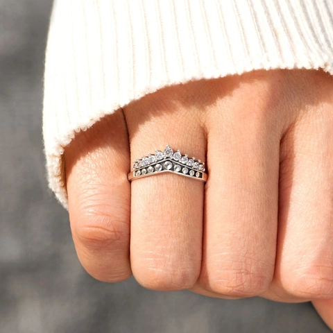 S925 Sterling Silver Crown Ring For Women Elegant V-Shaped Rhinestone Inlaid Vintage Design Jewelry Fashion Finger Ring Gift