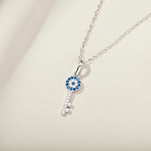 Collana con Ciondolo a Chiave Malocchio in Argento Sterling 925 per Donna Moda Intarsio in Zirconia Gioielli Regalo
