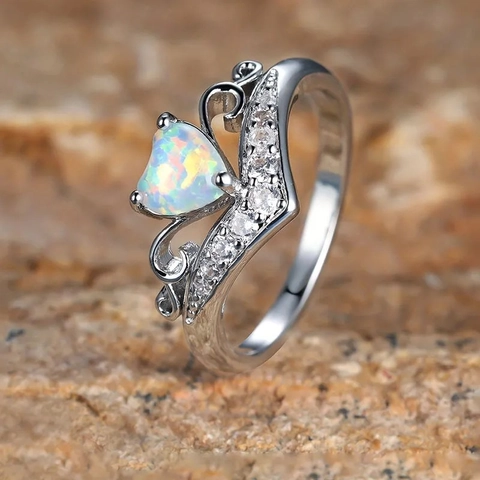925 Sterling Silver Opal Heart Ring For Women White Gold Plated V Shaped Crown Rhinestone Finger Ring Jewelry Gift