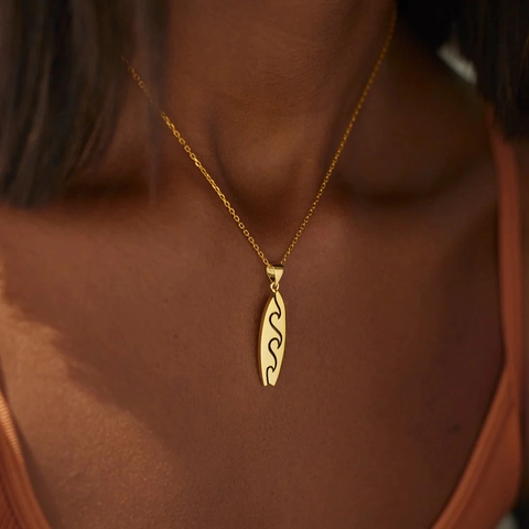 Collana con Ciondolo a Forma di Tavola da Surf e Onda dell'Oceano in Argento Sterling 925 per Donna Gioielli Galvanici Minimalisti