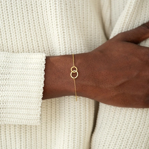 Bracciale in Argento Sterling 925 con Doppi Anelli Intrecciati per Donna Placcato Oro Design Martellato Gioielli di Moda Minimalisti