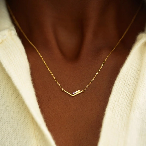 S925 Sterling Silver V Shaped Chevron Pendant Necklace For Women Personalized Birthday Stone Gold Plated Clavicle Chain