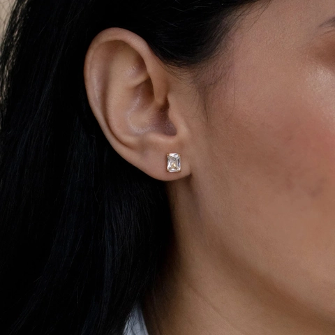 Orecchini a Bottone con Strass Rettangolari a Taglio Smeraldo Perno in Argento Sterling 925 Geometrici Placcati Oro Gioielli da Donna