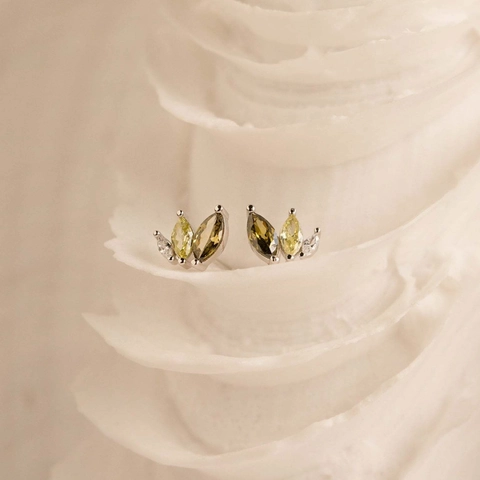 Orecchini a Bottone S925 in Argento Sterling con Zirconia Verde Marquise Sfumato per Donna Gioielli Ipoallergenici a Forma di Foglia