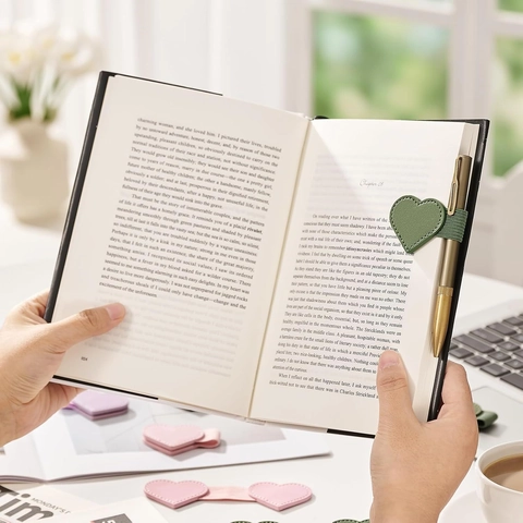 Heart Shaped PU Leather Magnetic Bookmark With Pen Holder Elastic Loop Stylish Durable Stationery Pen Clip For Notebooks