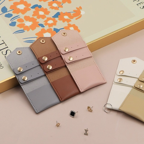 Portable PU Leather Jewelry Pouch For Earrings Rings Mini Travel Jewelry Organizer Bag Small Stud Earring Storage Holder