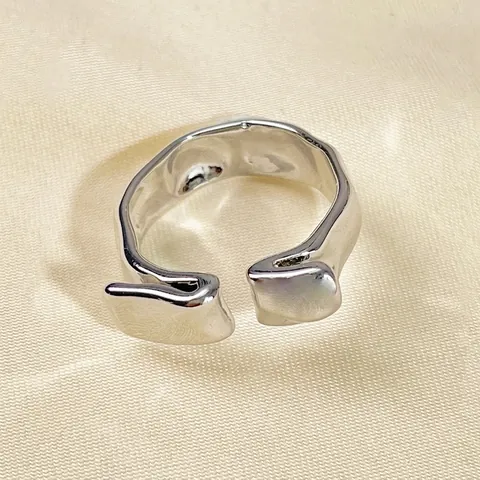Irregular Lava Texture Twisted Open Ring For Women Minimalist Liquid Metal Style Silver Plated Copper Adjustable Ring