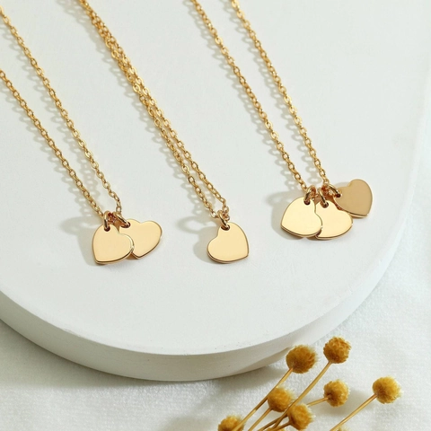 Collier Pendentif Cœur en Acier Inoxydable pour Femme Poli Minimaliste Chaîne de Clavicule Plaquée Or Argent Bijoux